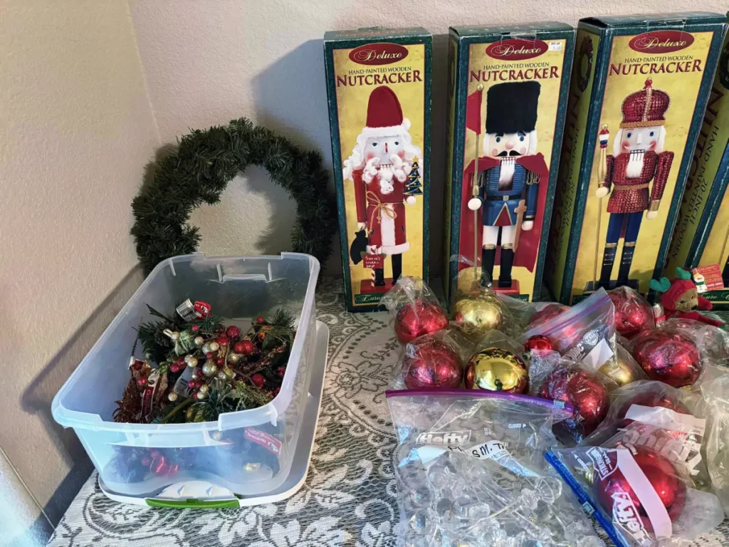 received_698034279597853